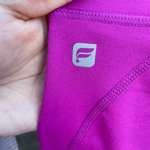 FABLETICS MAGENTA LEGGINGS - Picture 3 of 3